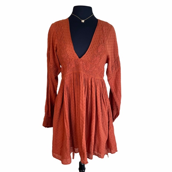 Free People Sugarpie Mini Cinnamon Swiss Dot V-neck Dress - Picture 4 of 15